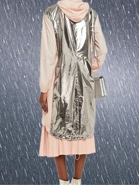 Red Valentino metallic raincoat pink silver, NWT
